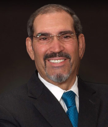 Headshot of Luis A. Perez